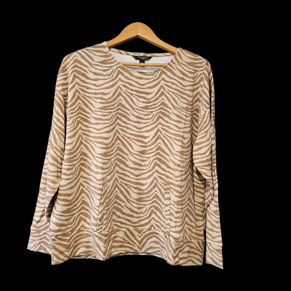 Banana Republic Tops - Banana Republic Baby Terry Shirt